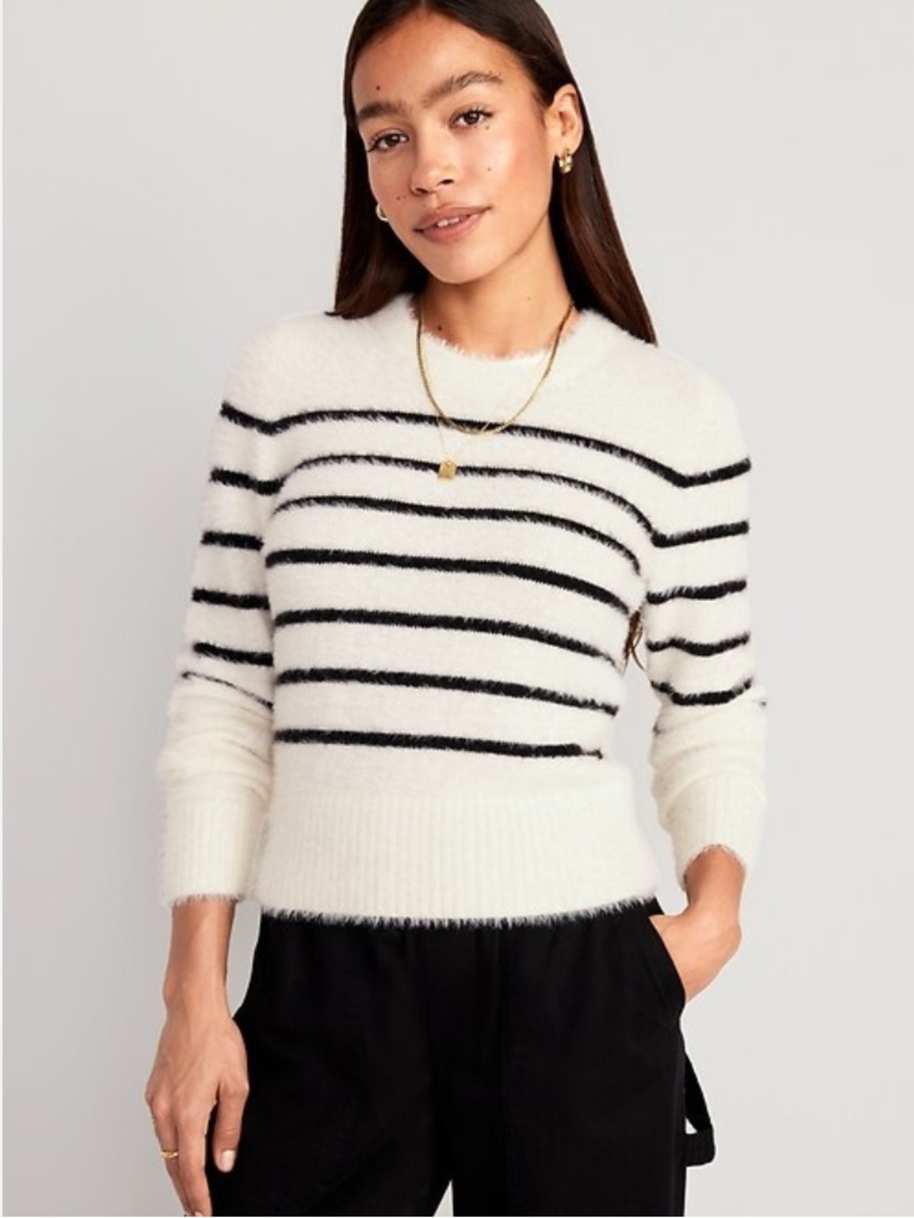 OLD NAVY EYELASH SWEATER NEW WITH TAG